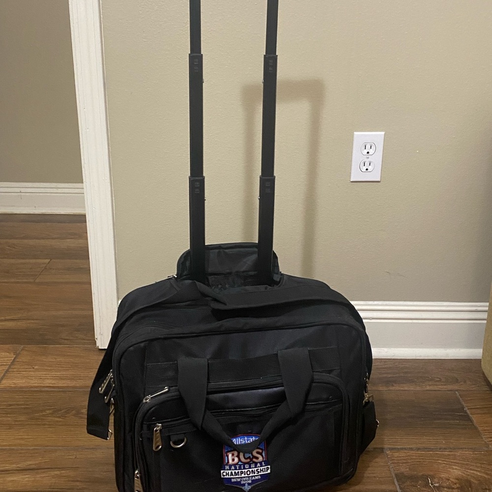 Vintage 2008 BCS fb championship rolling briefcase - Picture 4 of 4
